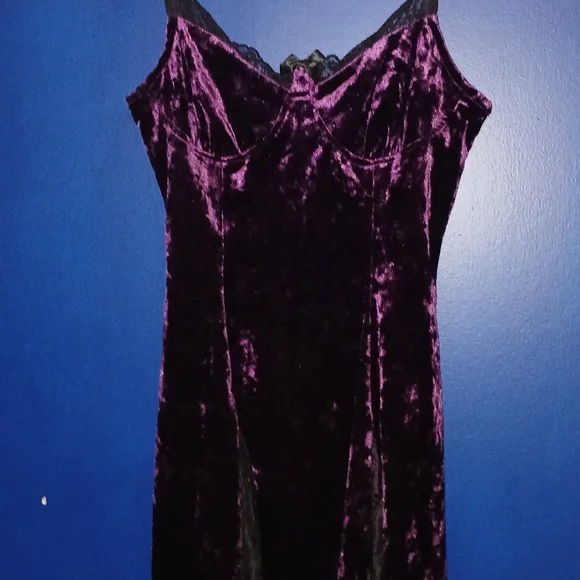 ROMWE Purple Velvet Gothic Mini Dress - Picture 2 of 4